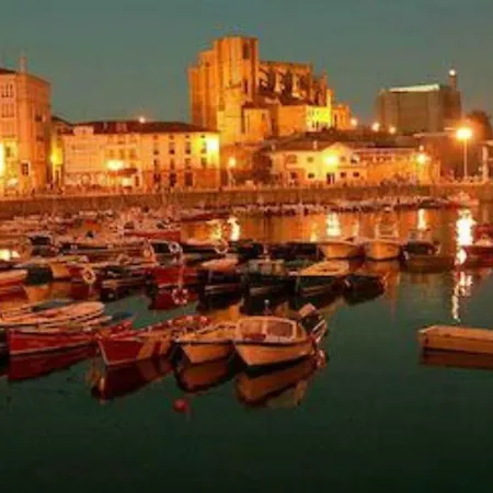 Sun And Lägenhet Castro Urdiales
