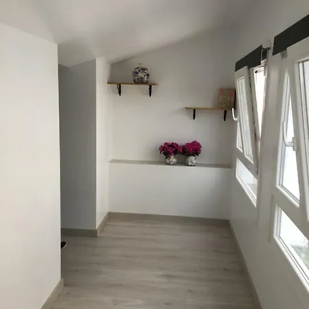 Sun And קסטרו אורדיאלס