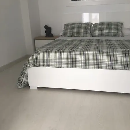 Sun And קסטרו אורדיאלס