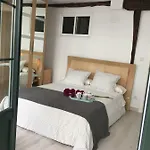 Sun And Apartment
